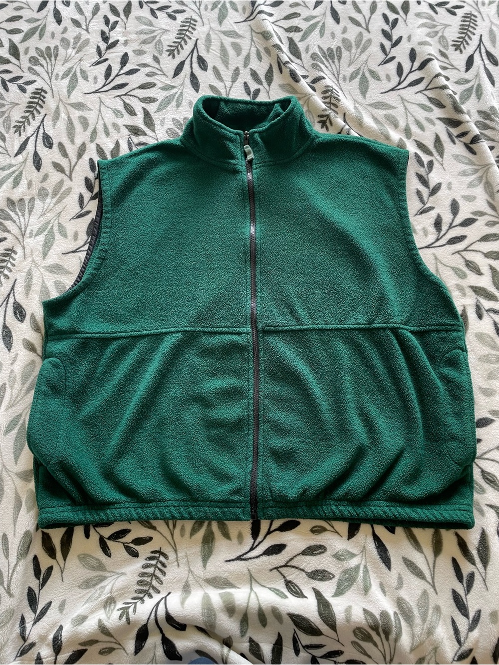 Vintage Sierra Pacific Outdoors Fleece Vest made in Malawi size XL